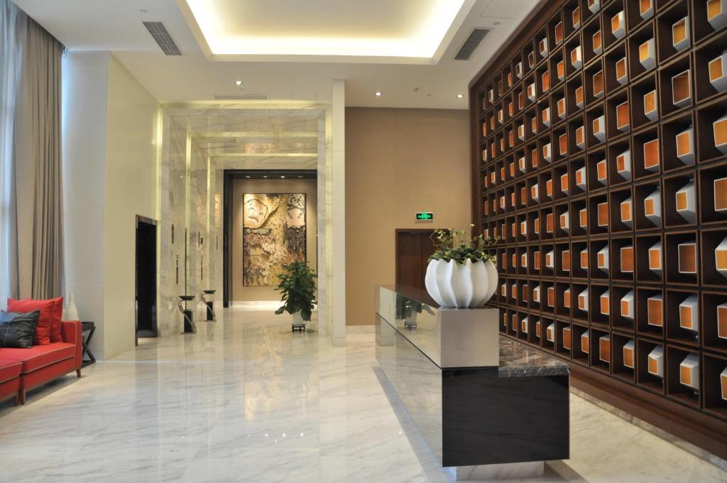 M Hotel Чэнду Экстерьер фото